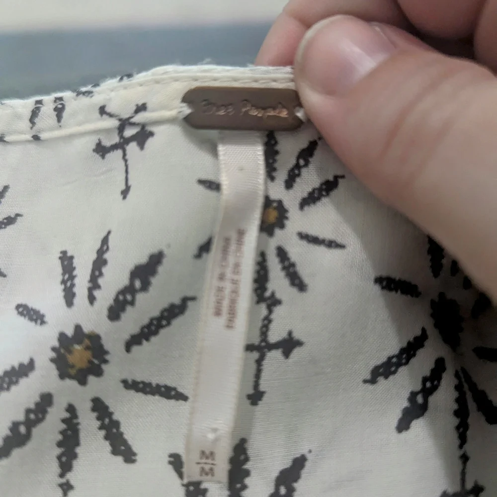 Free People Geometric Print Tunic - White and Gold - Picture 3 of 10